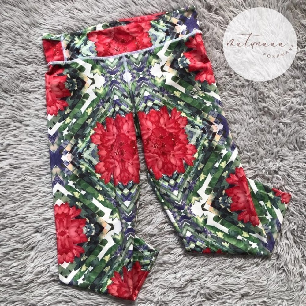 Adidas TechFit Floral Cropped Leggings Size Small